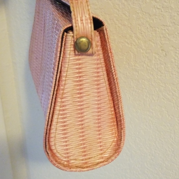 Vintage Pink purse - Picture 3 of 5